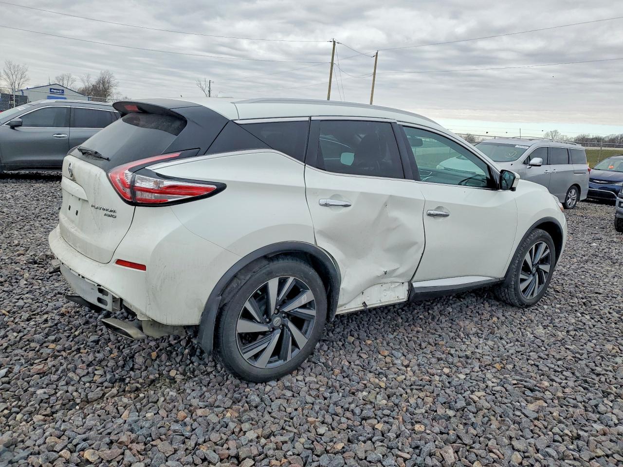2015 NISSAN MURANO PLATINUM photo 3