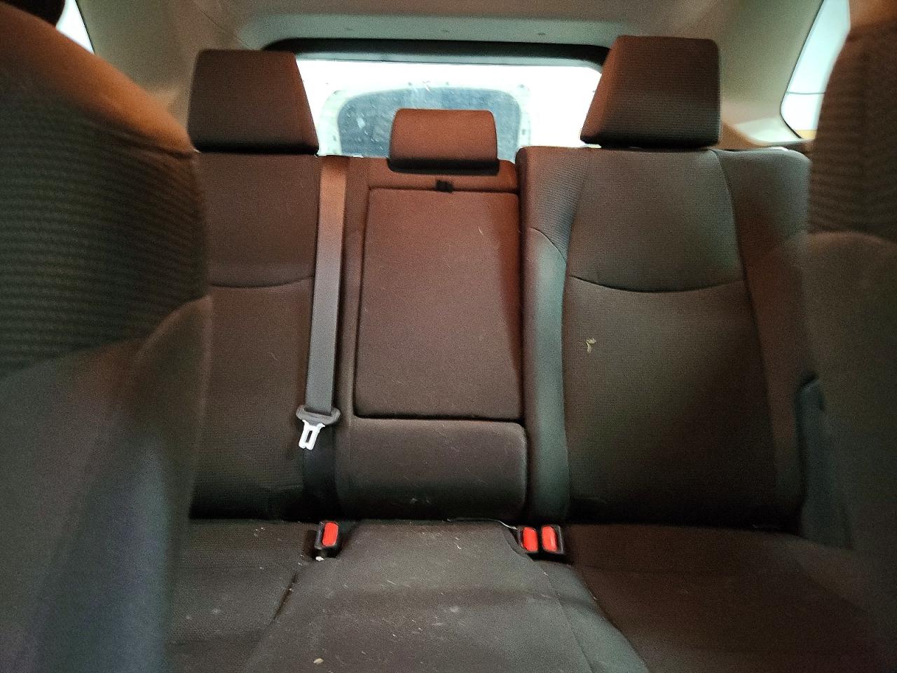 2021 TOYOTA RAV4 LE photo 28