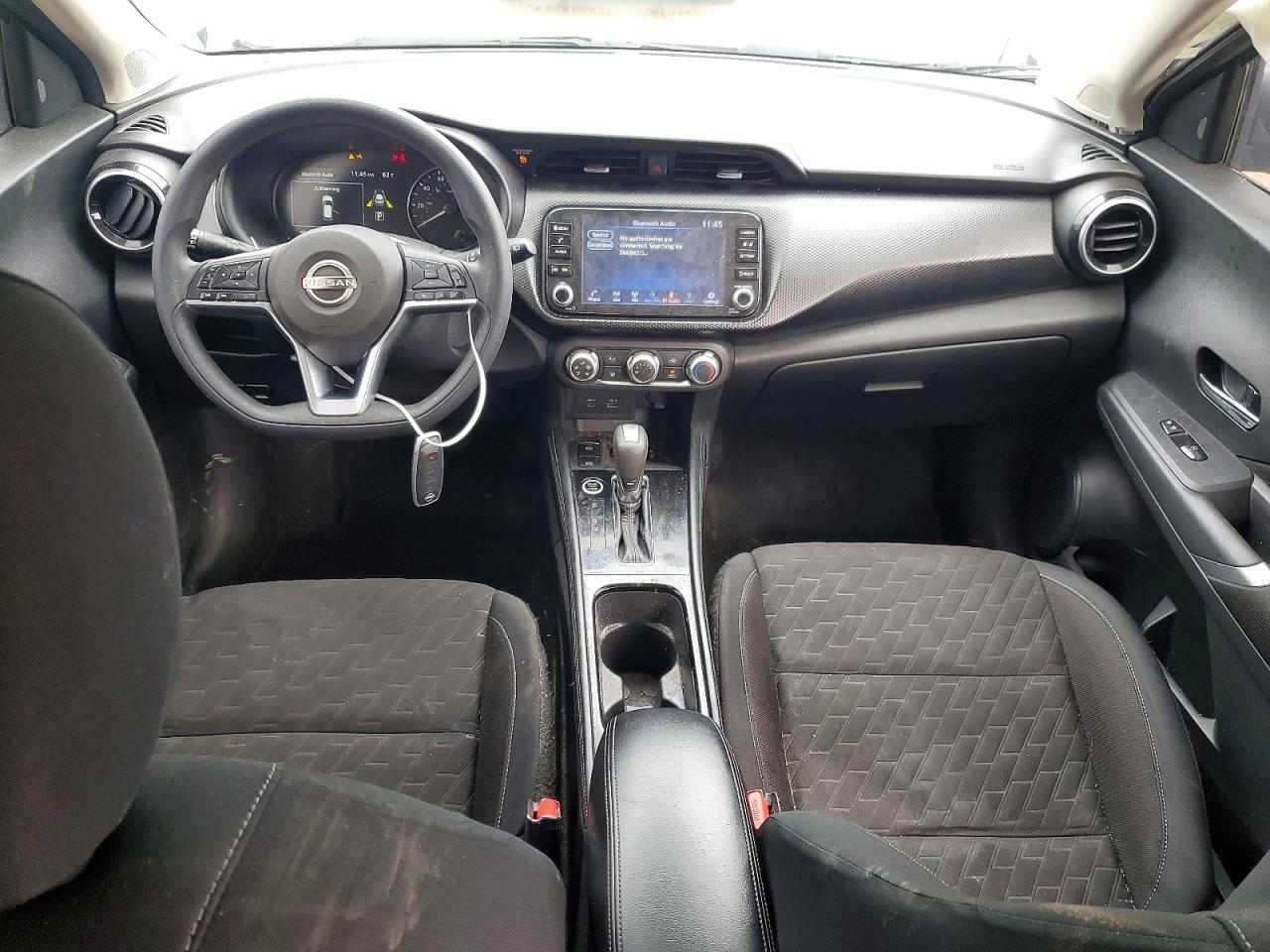 2023 NISSAN KICKS photo 8