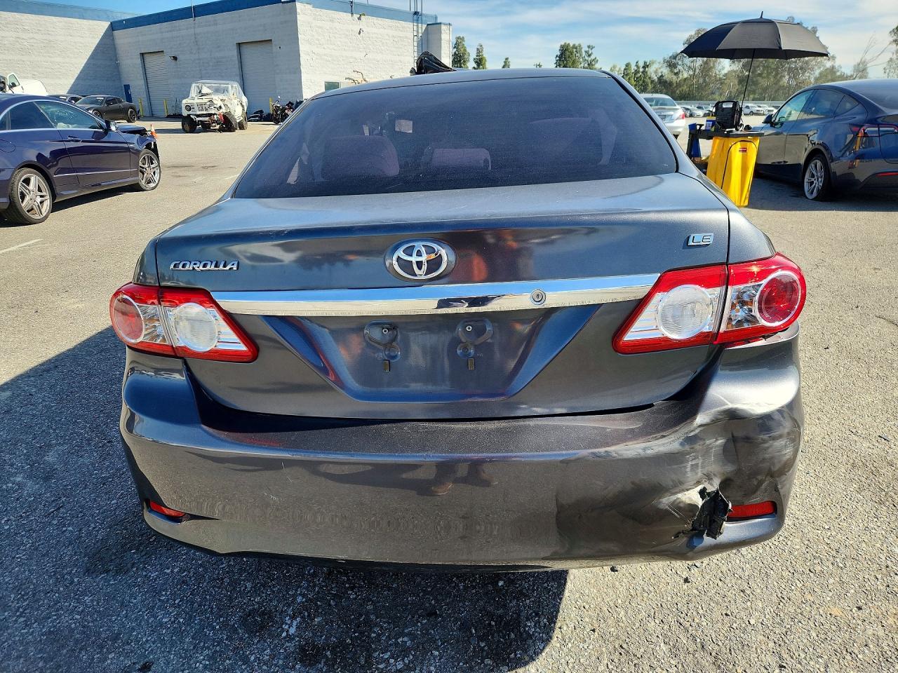 2012 TOYOTA COROLLA LE photo 16