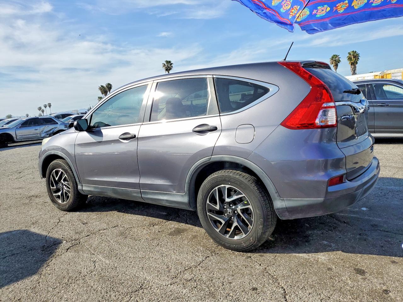 2016 HONDA CR-V SE photo 2