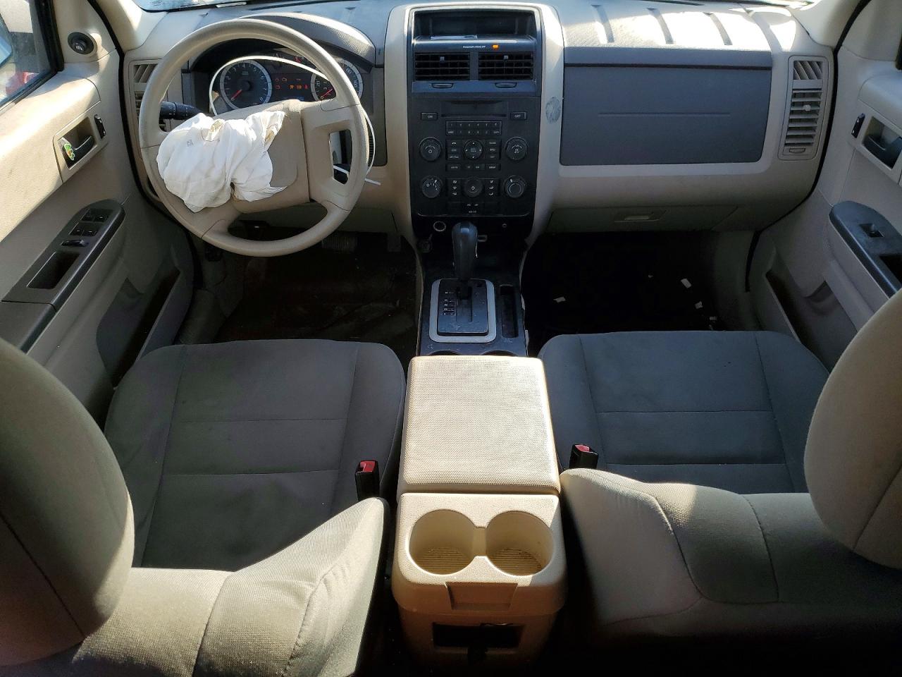 2010 FORD ESCAPE XLS photo 8