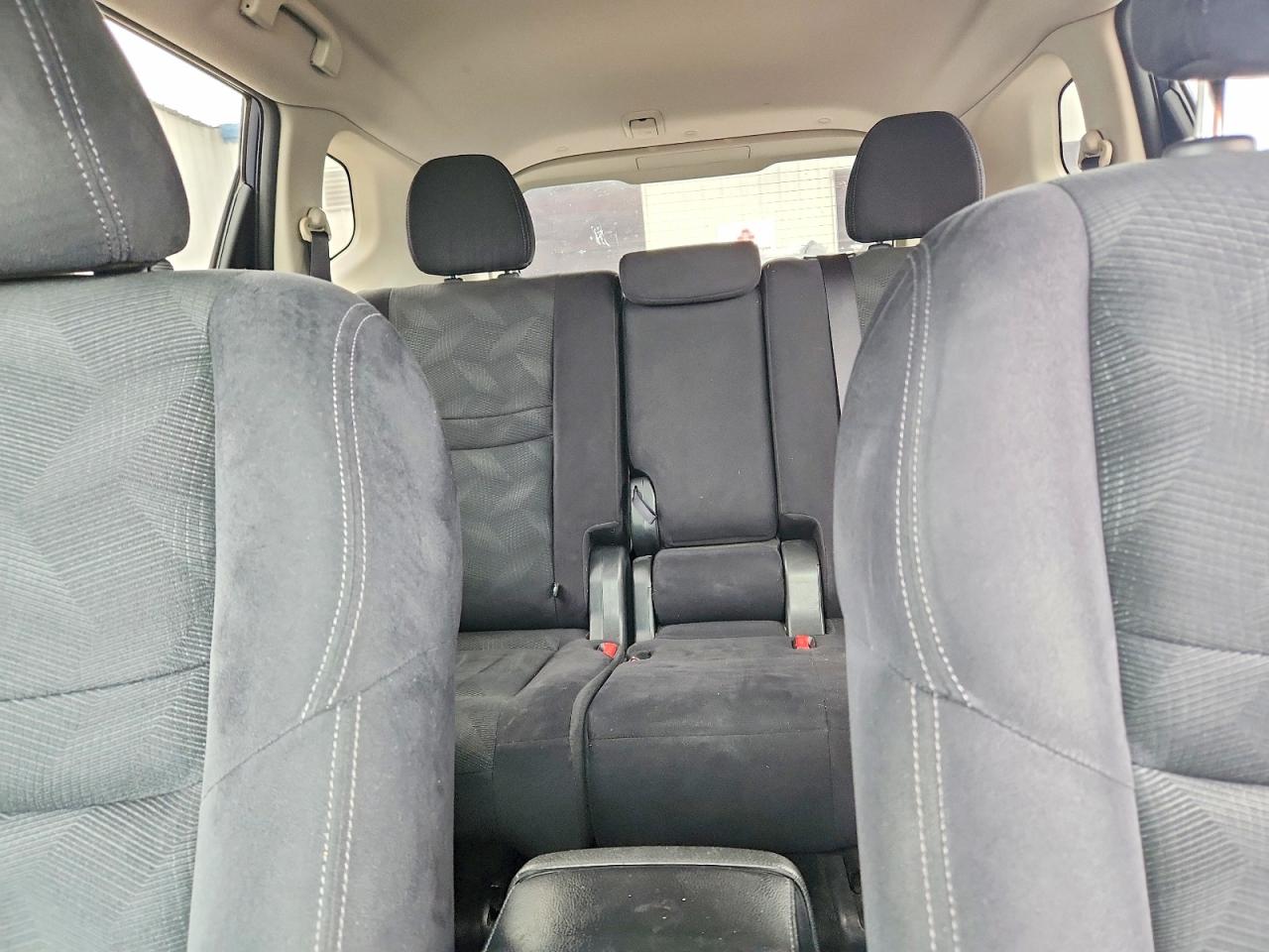 2016 NISSAN ROGUE S photo 28