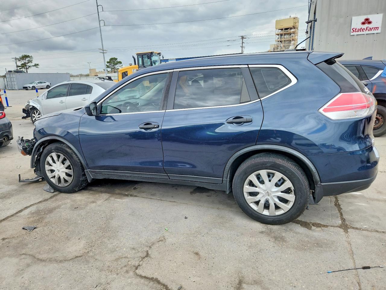 2016 NISSAN ROGUE S photo 4