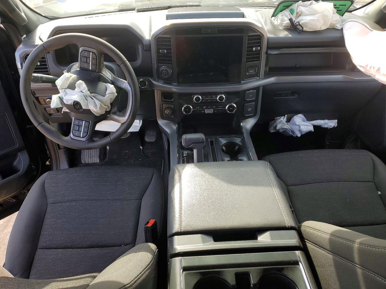 2025 FORD F150 XLT photo 15