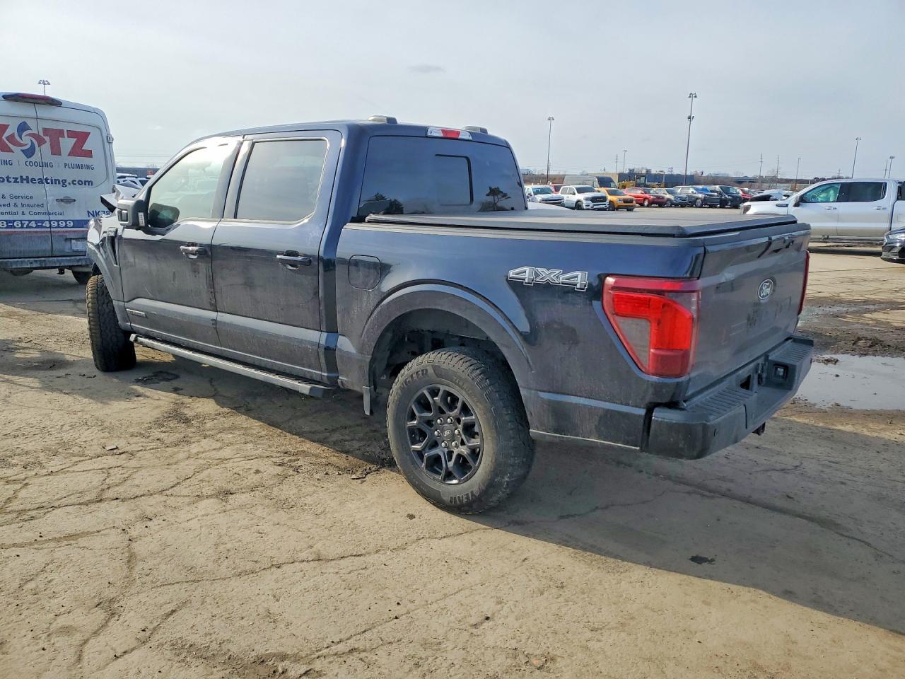 2025 FORD F150 XLT photo 3