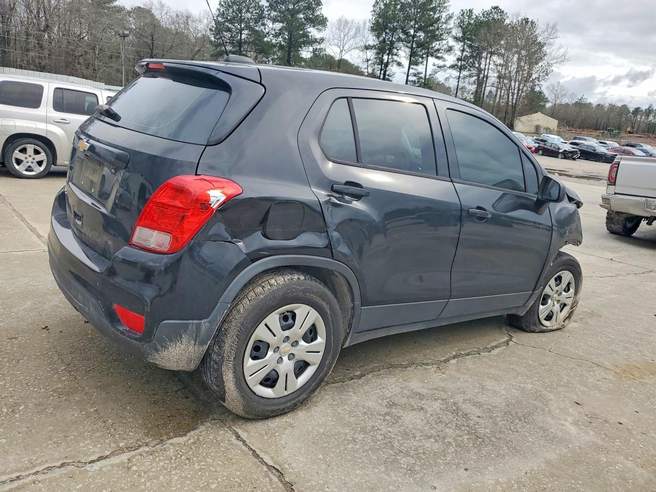 2018 CHEVROLET TRAX LS photo 5