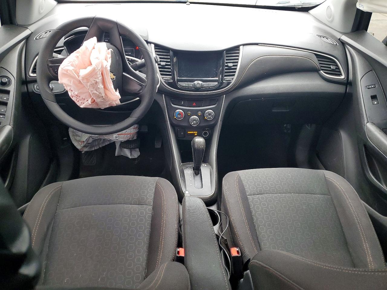 2018 CHEVROLET TRAX LS photo 15