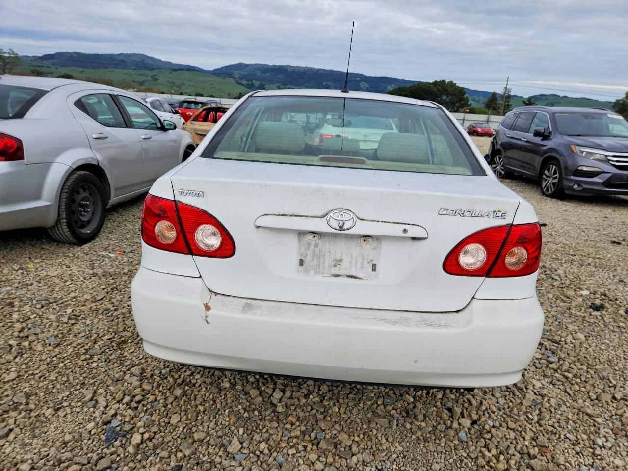 2005 TOYOTA COROLLA LE photo 6