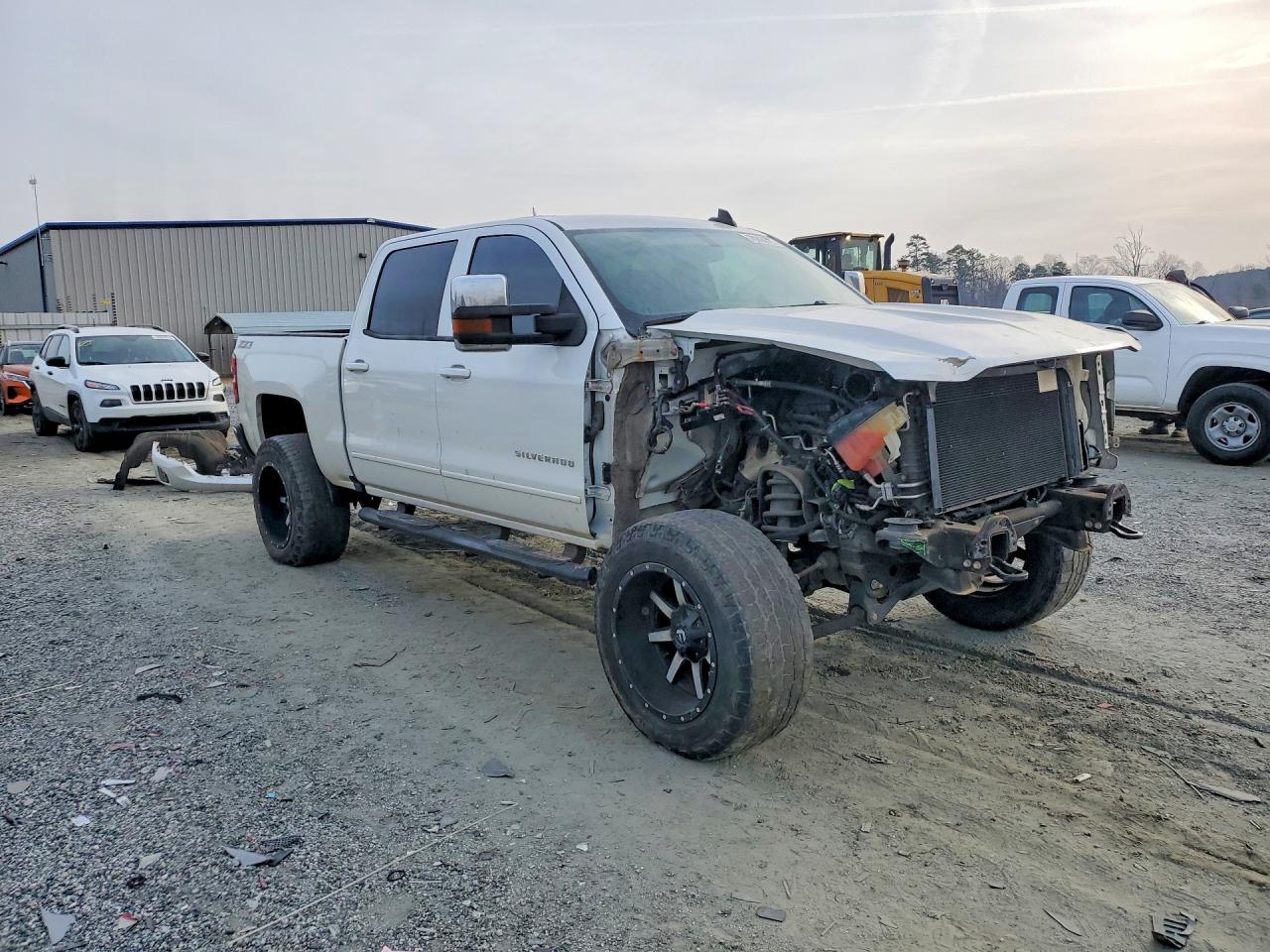 2016 CHEVROLET SILVERADO K1500 LT photo 7