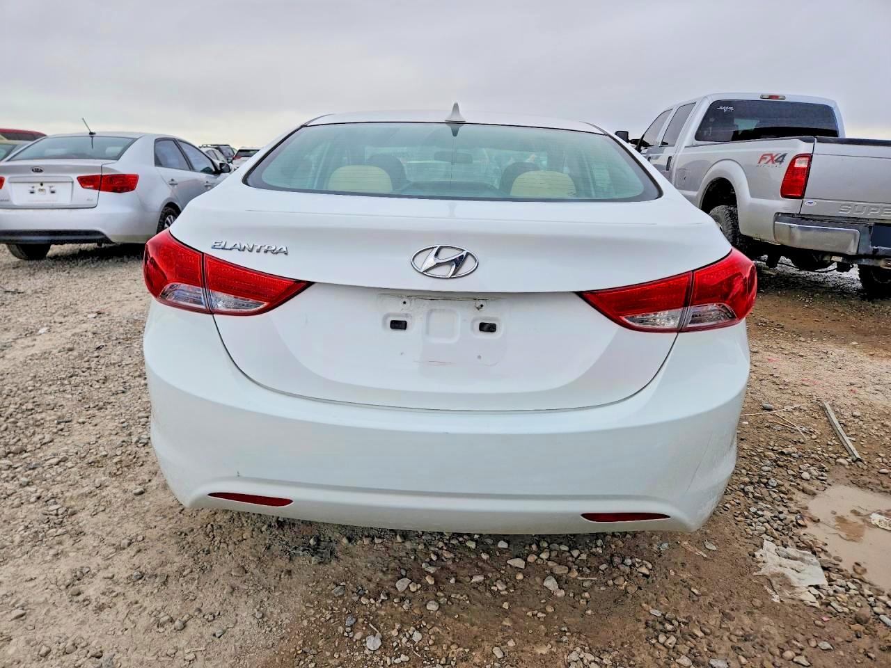 2013 HYUNDAI ELANTRA GLS photo 11