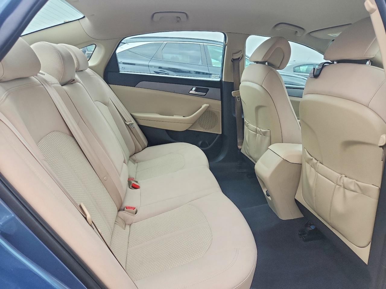 2016 HYUNDAI SONATA SE photo 10