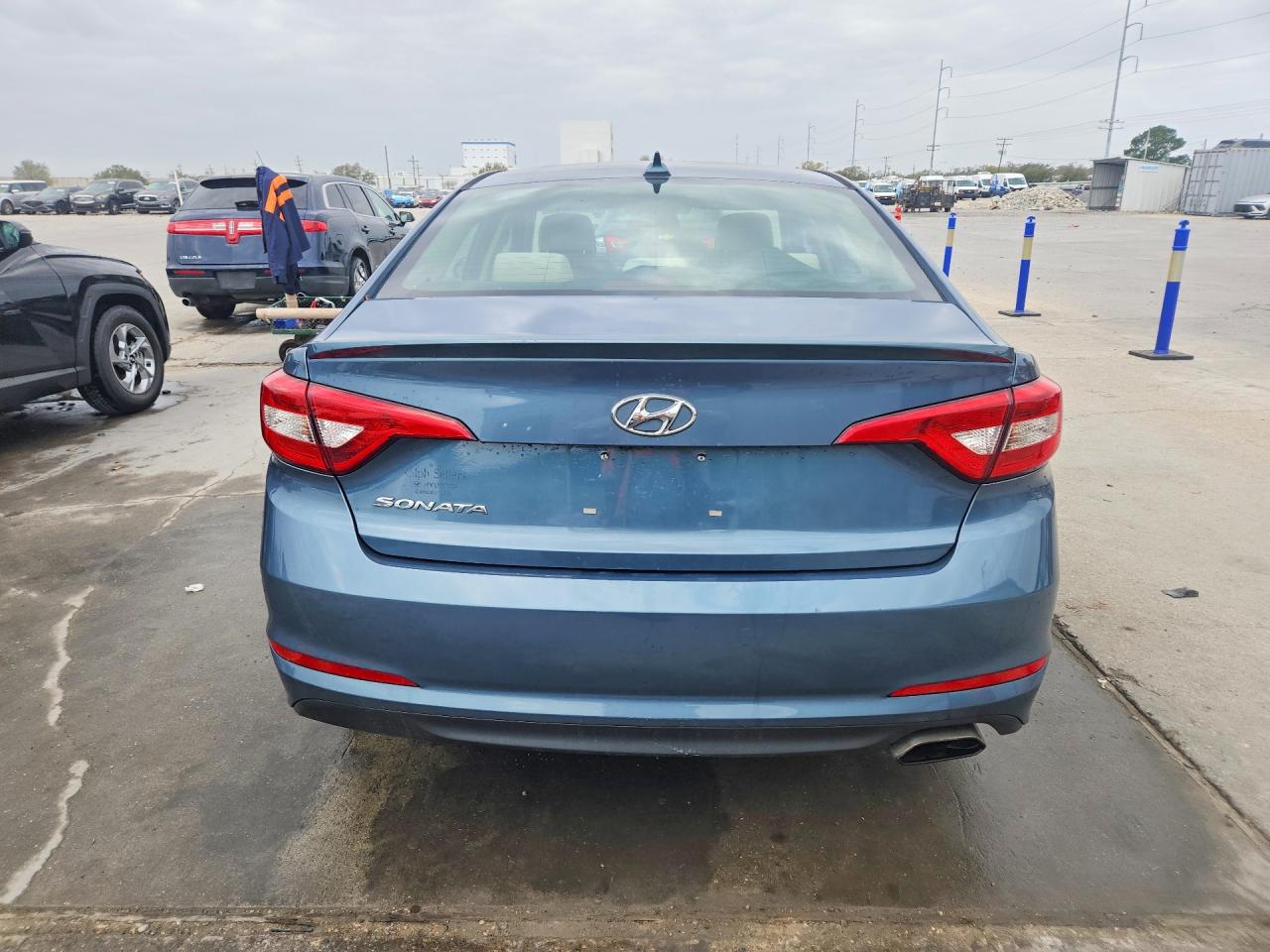 2016 HYUNDAI SONATA SE photo 6