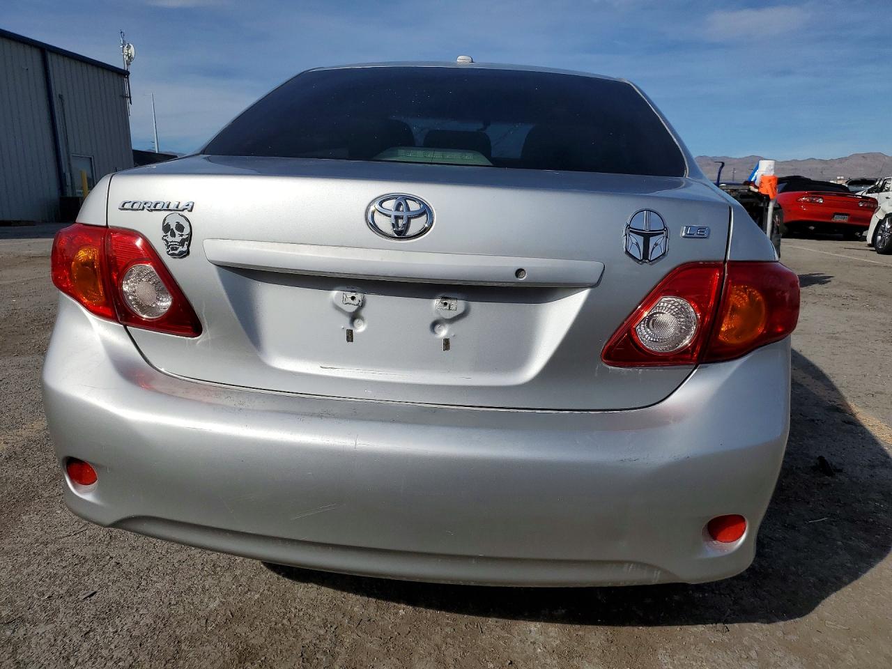 2009 TOYOTA COROLLA LE photo 11