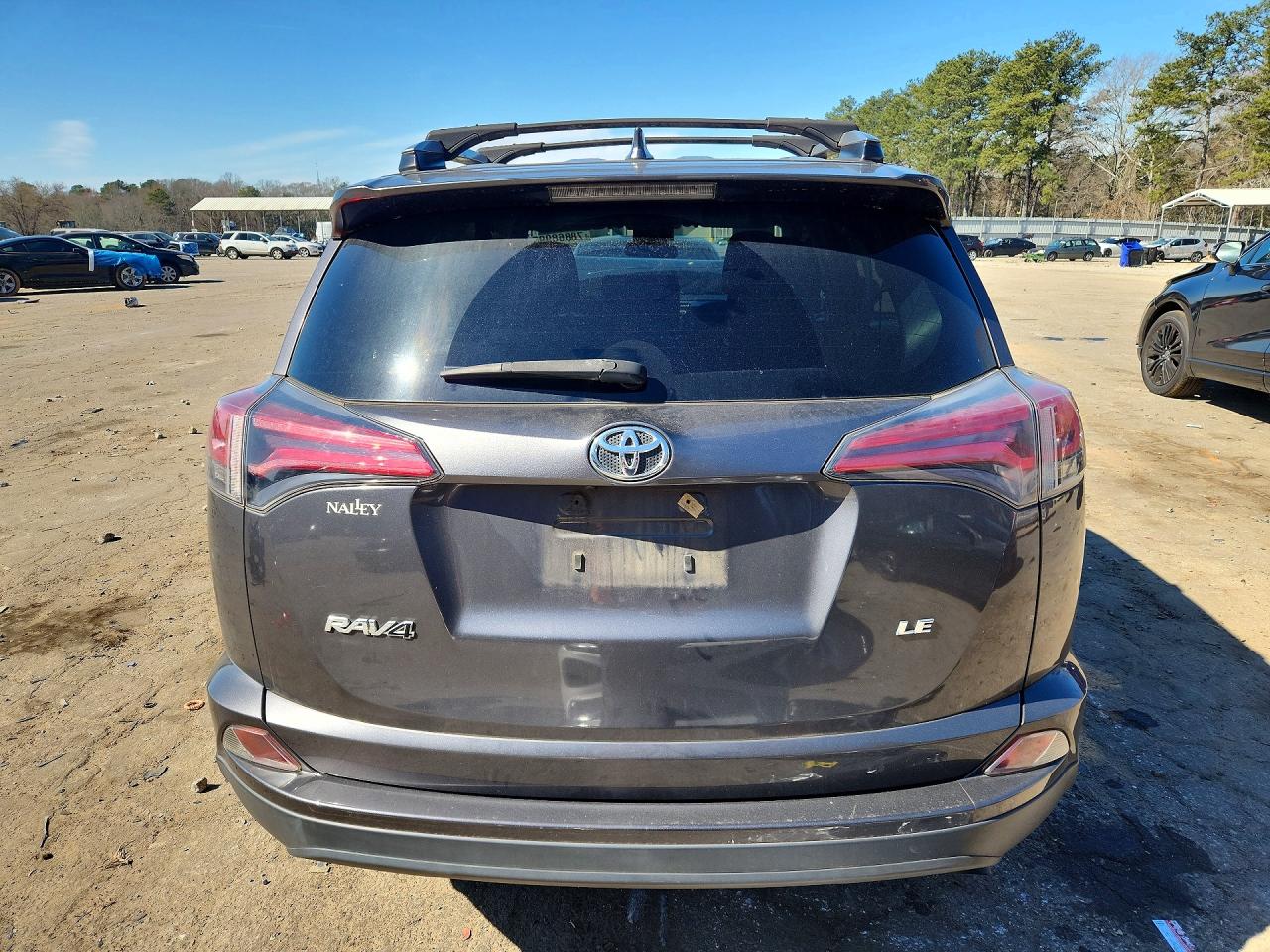 2018 TOYOTA RAV4 photo 11