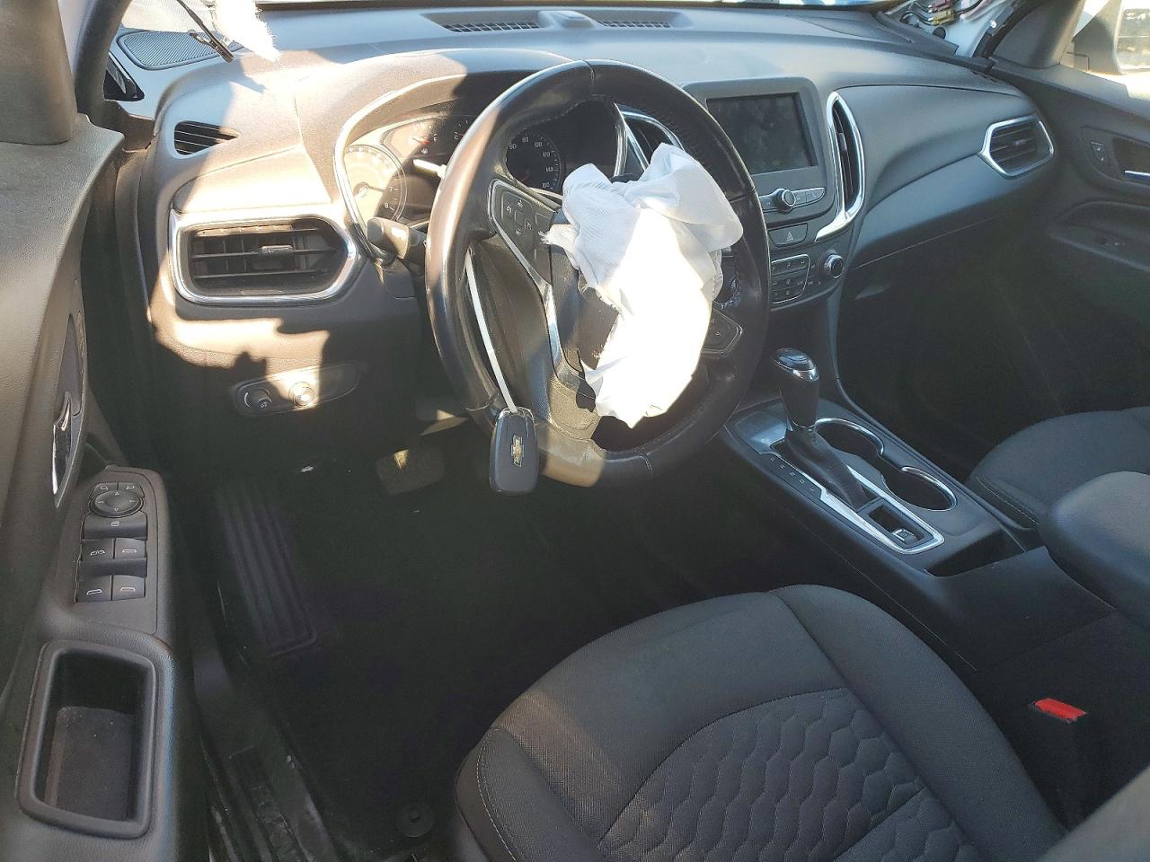 2019 CHEVROLET EQUINOX LT photo 8