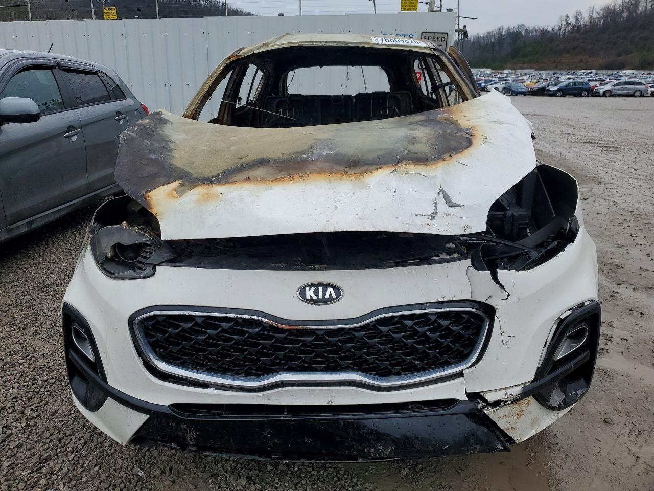 2020 KIA SPORTAGE photo 9