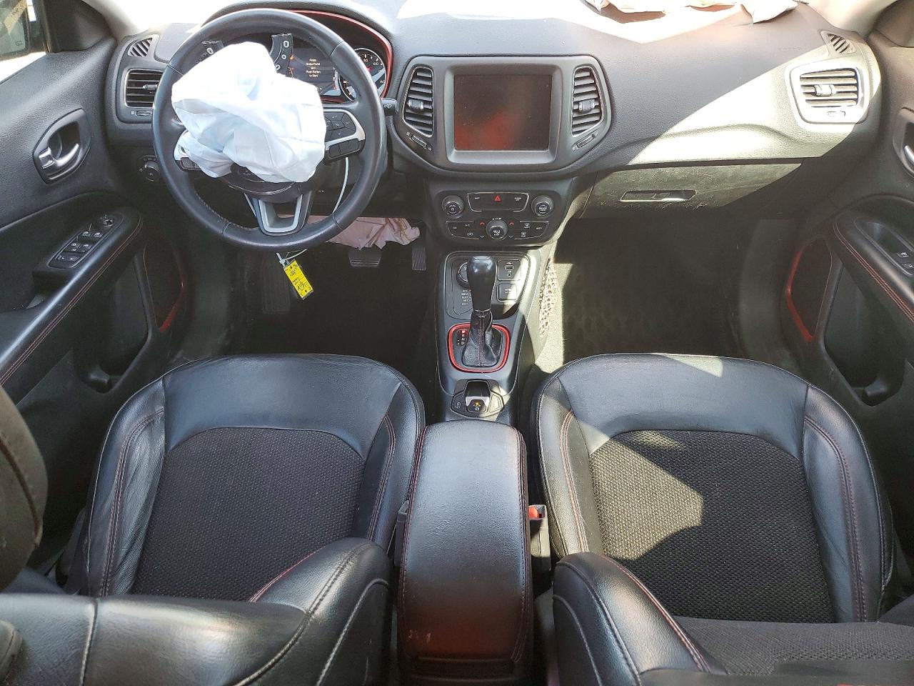 2019 JEEP COMPASS TRAILHAWK photo 22