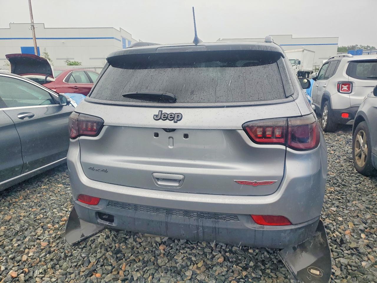 2019 JEEP COMPASS TRAILHAWK photo 16