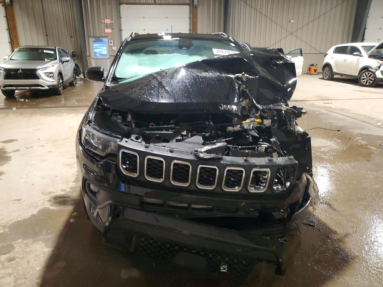 2024 JEEP COMPASS LATITUDE LUX photo 13