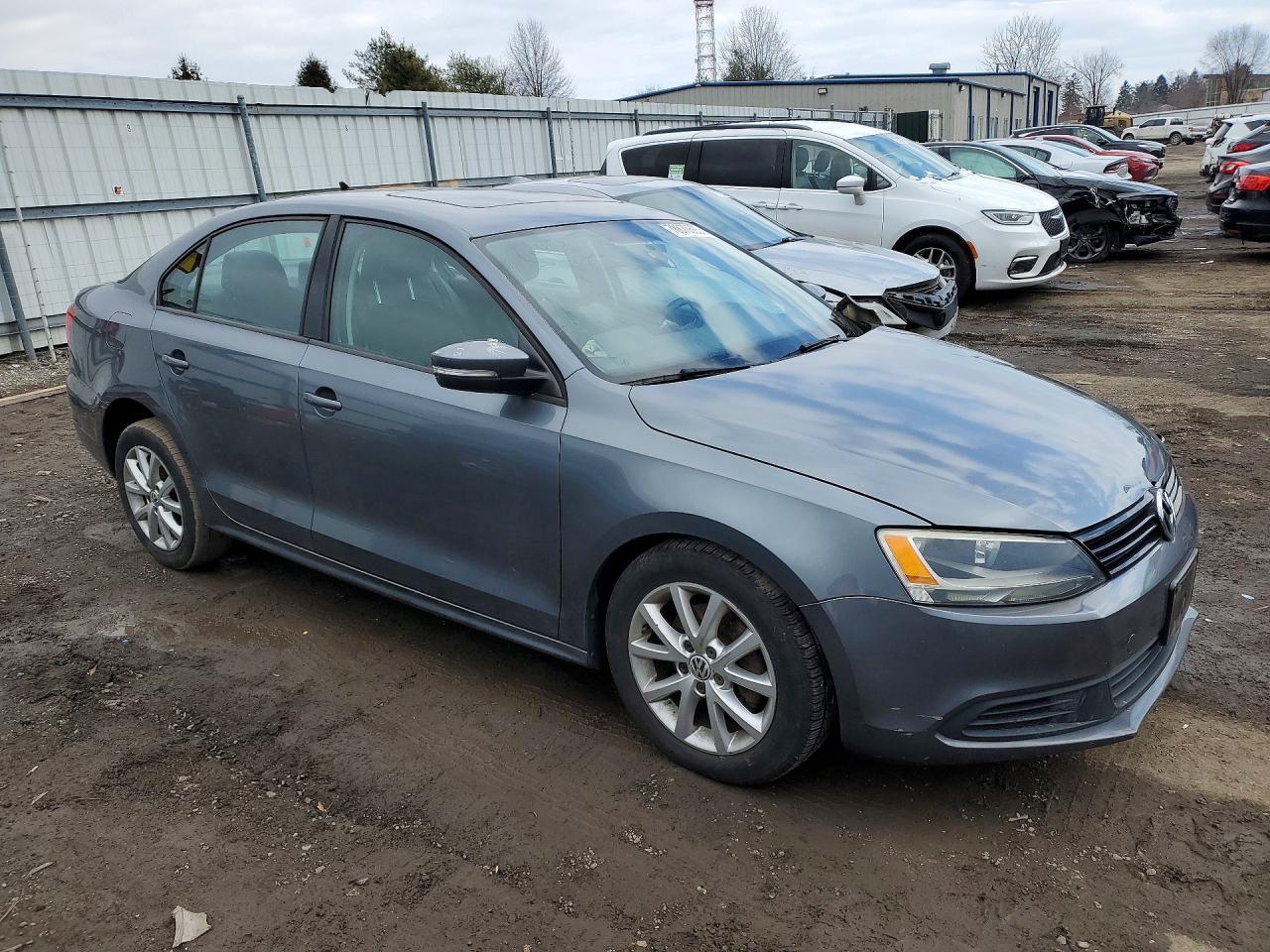 2011 VOLKSWAGEN JETTA SE photo 7