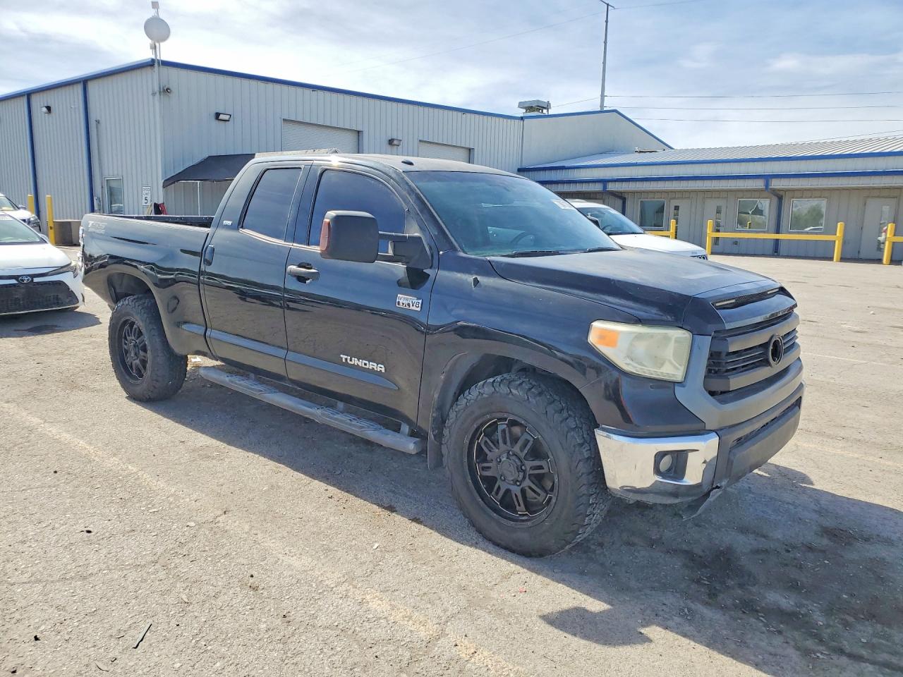 2014 TOYOTA TUNDRA SR5 photo 4
