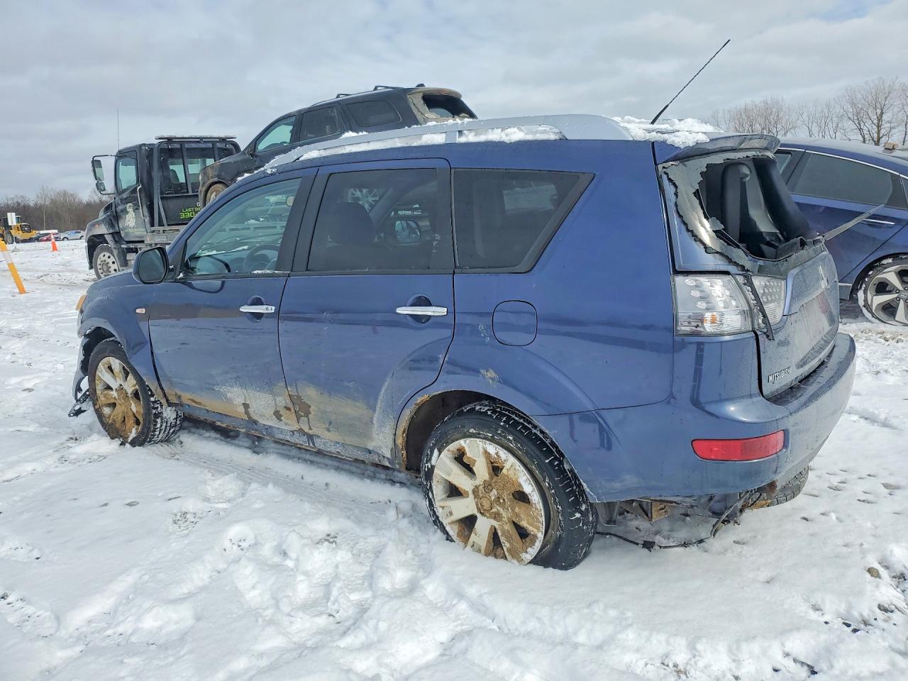 2009 MITSUBISHI OUTLANDER SE photo 2