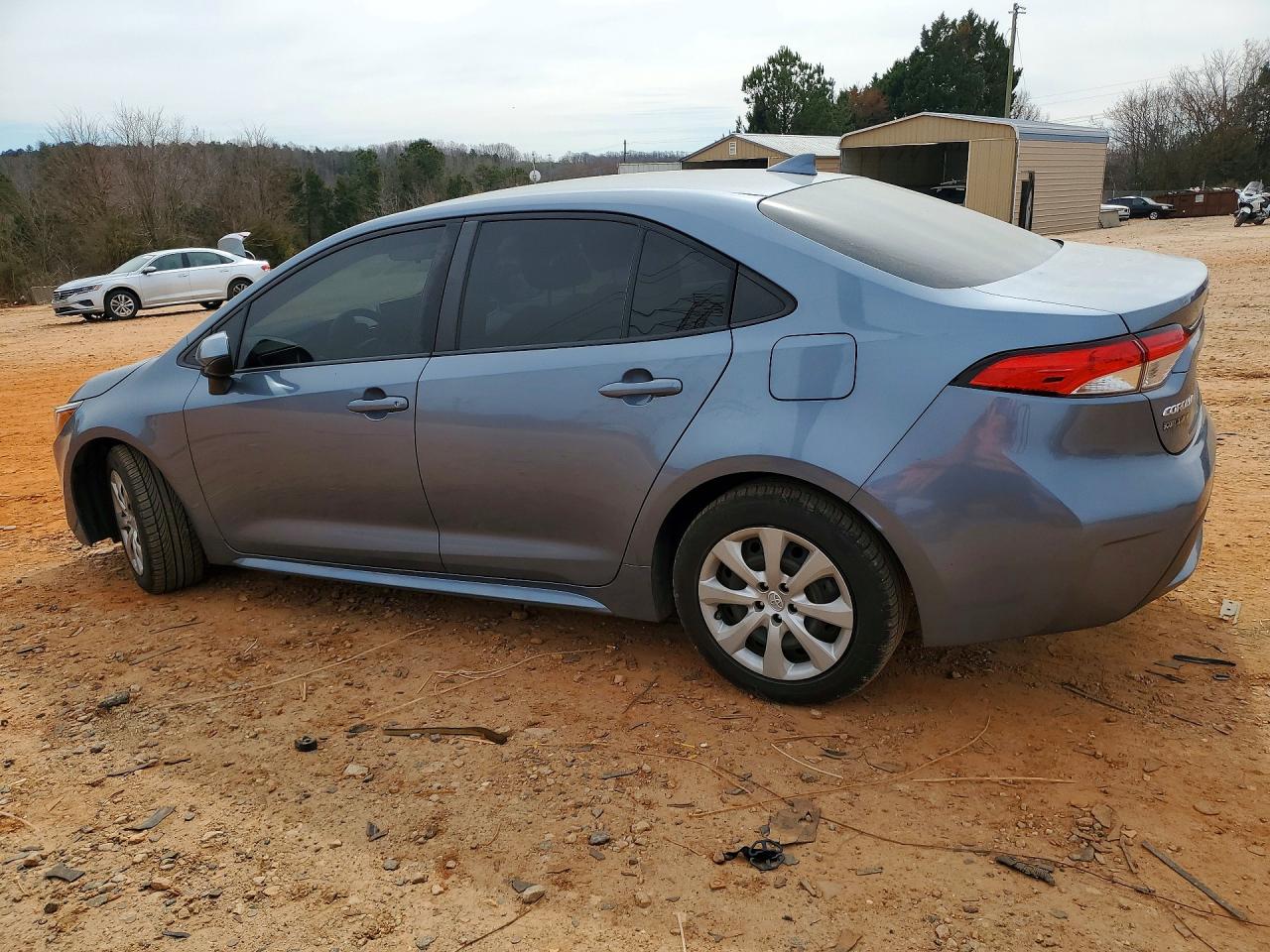 2021 TOYOTA COROLLA LE photo 2