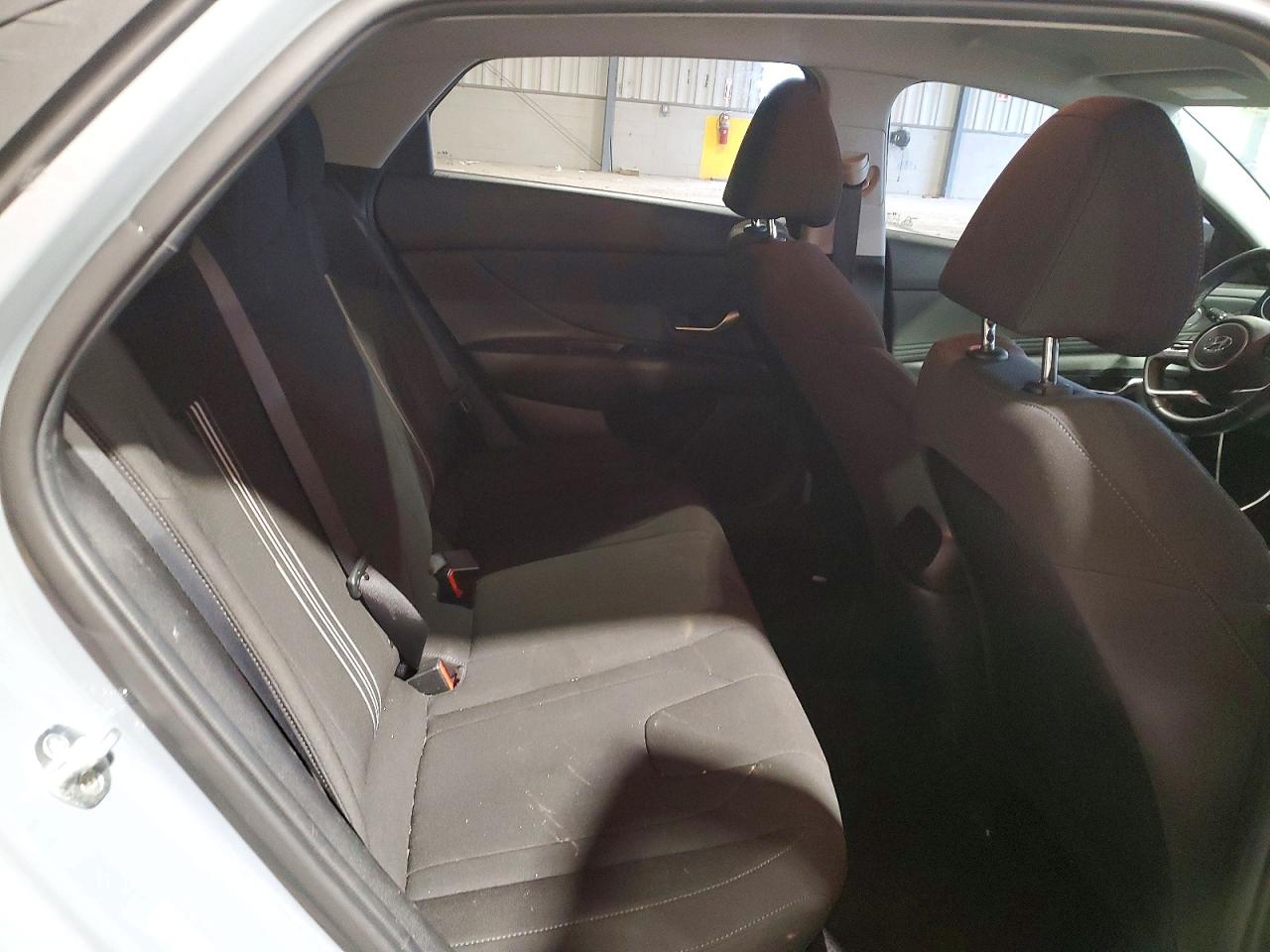 2021 HYUNDAI ELANTRA SEL photo 10