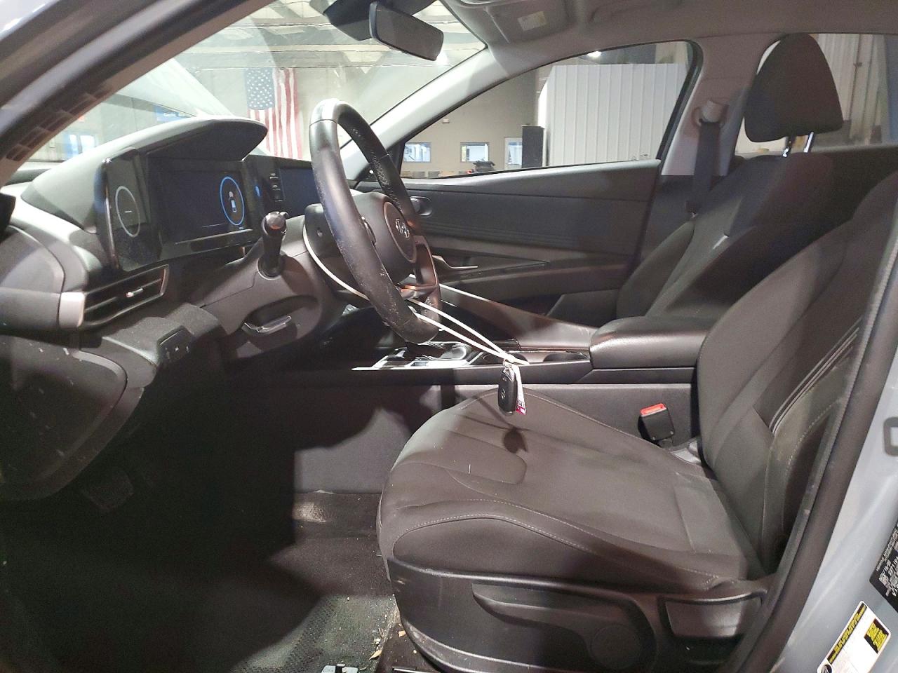 2021 HYUNDAI ELANTRA SEL photo 7