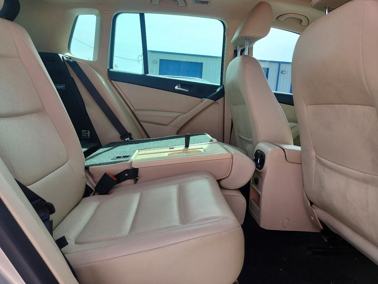 2013 VOLKSWAGEN TIGUAN S photo 21