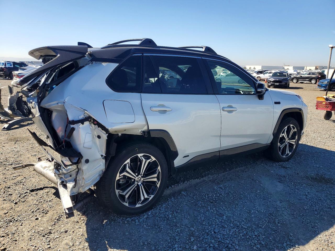 2024 TOYOTA RAV4 PRIME XSE photo 7