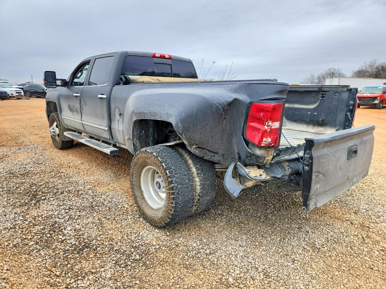 2019 CHEVROLET SILVERADO K3500 HIGH COUNTRY photo 2