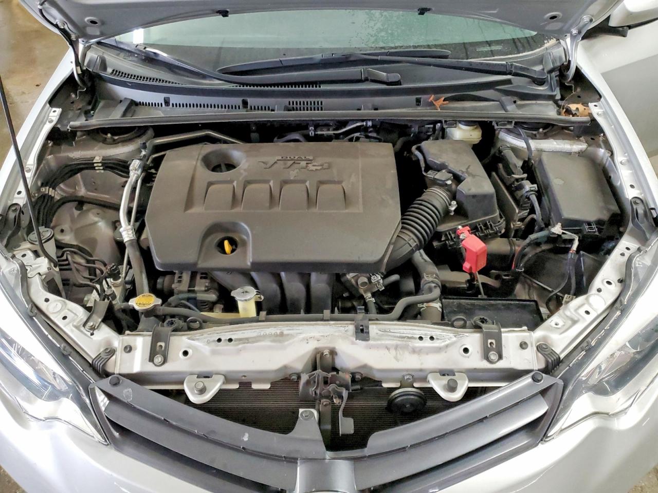 2016 TOYOTA COROLLA LE photo 11