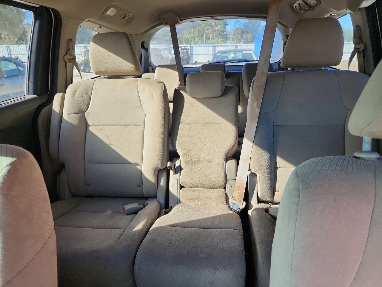 2016 HONDA ODYSSEY SE photo 28