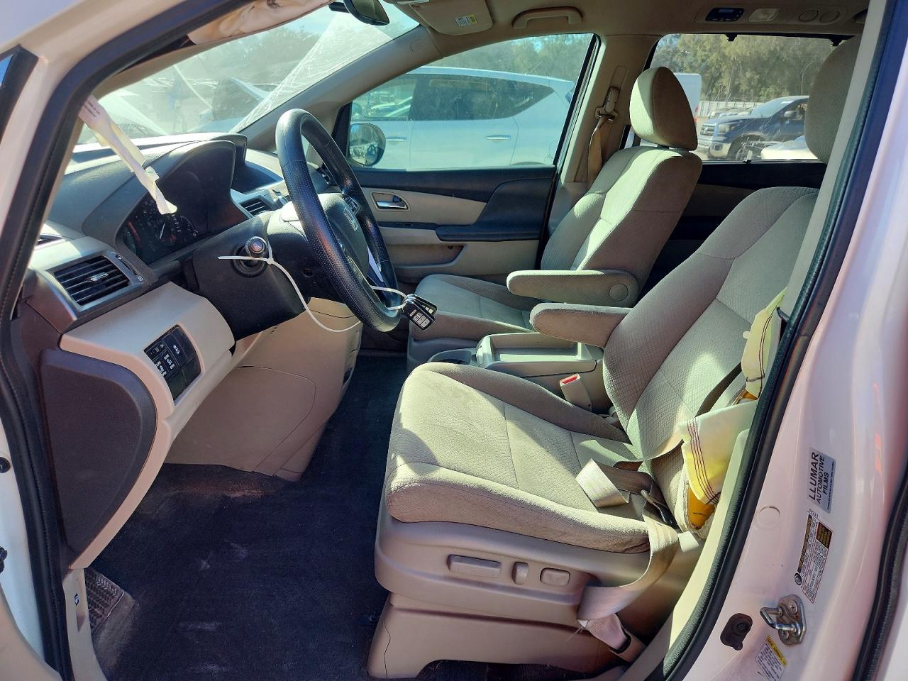 2016 HONDA ODYSSEY SE photo 19
