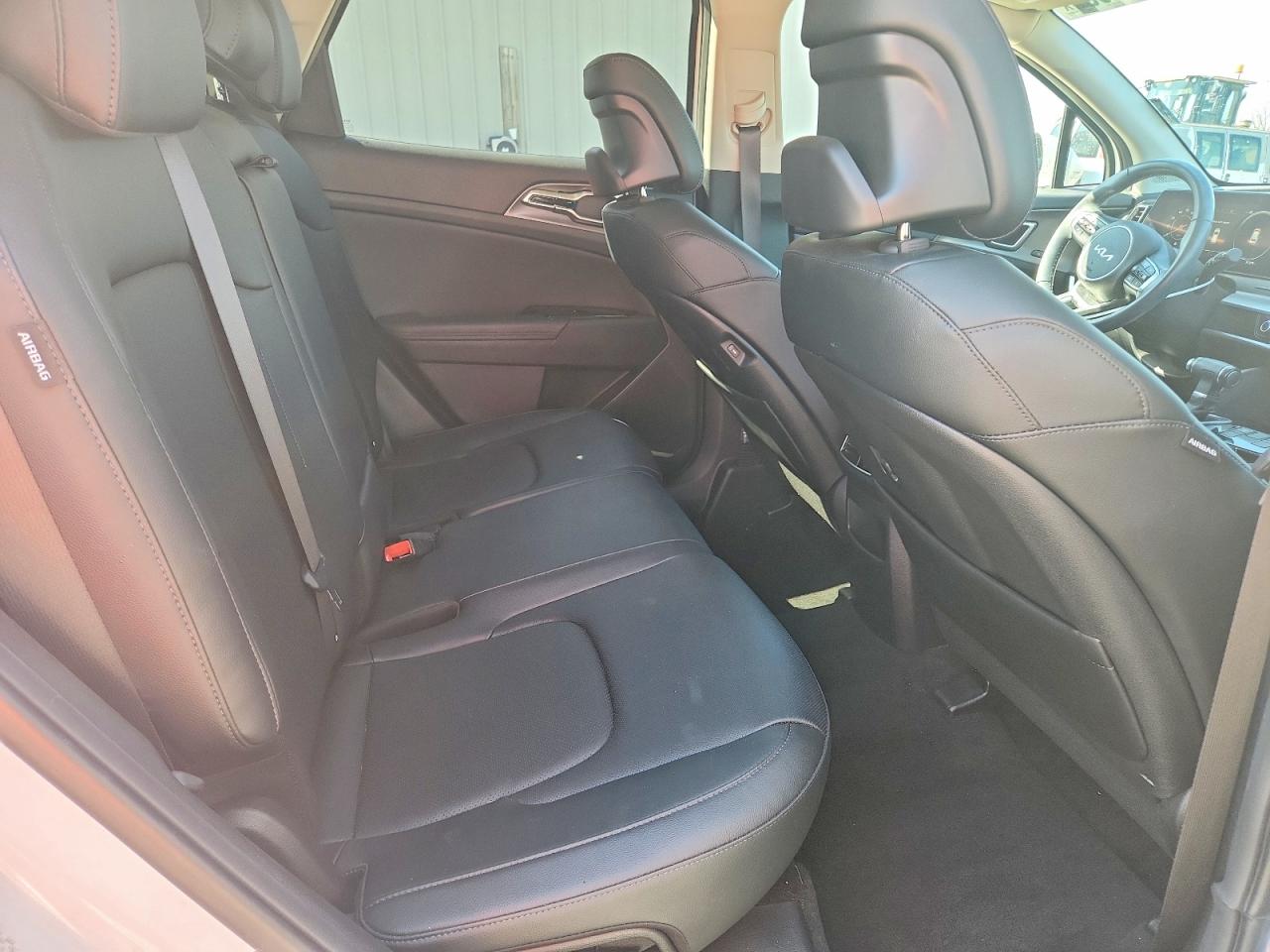 2025 KIA SPORTAGE SX photo 21