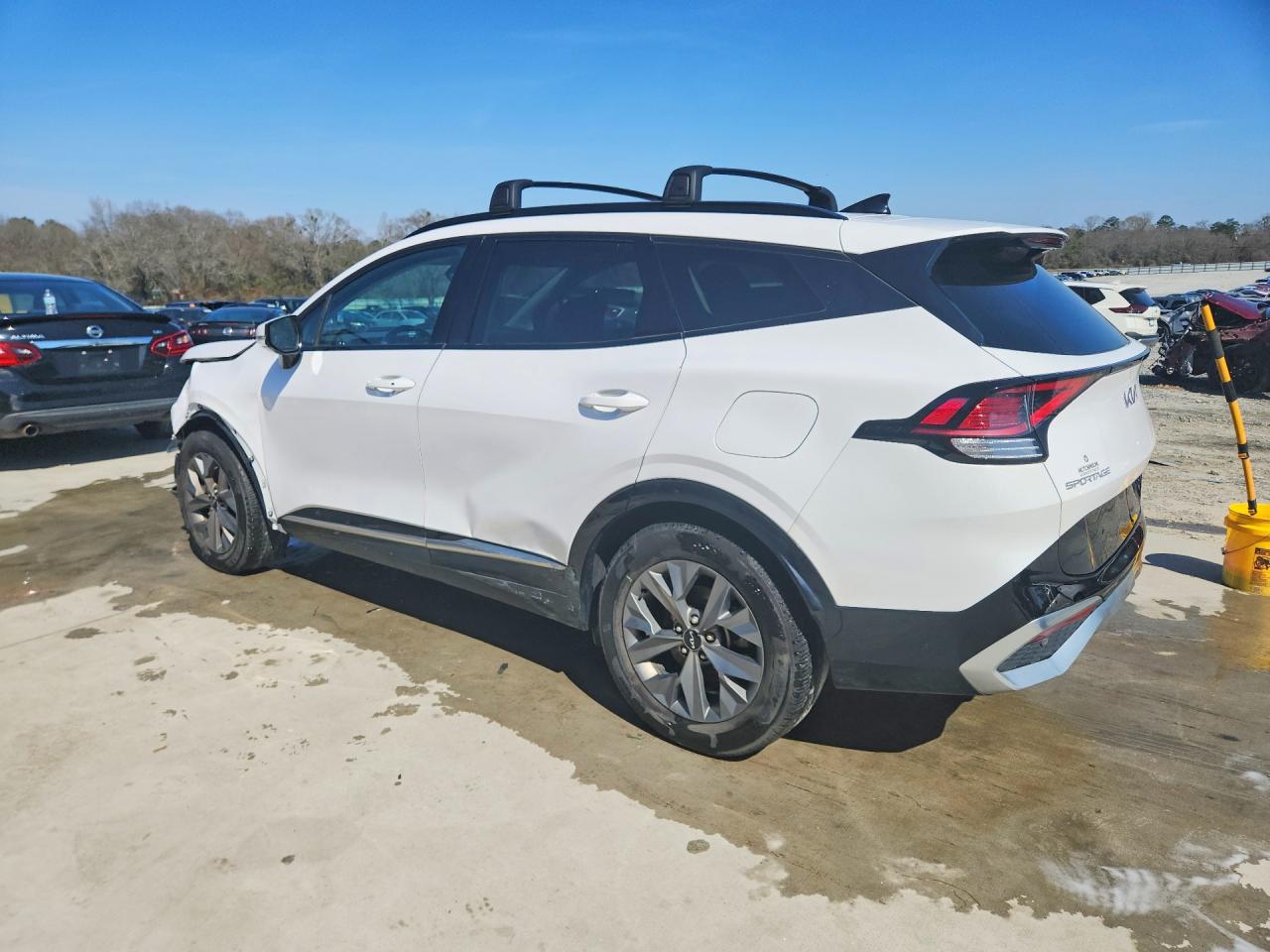 2025 KIA SPORTAGE SX photo 3