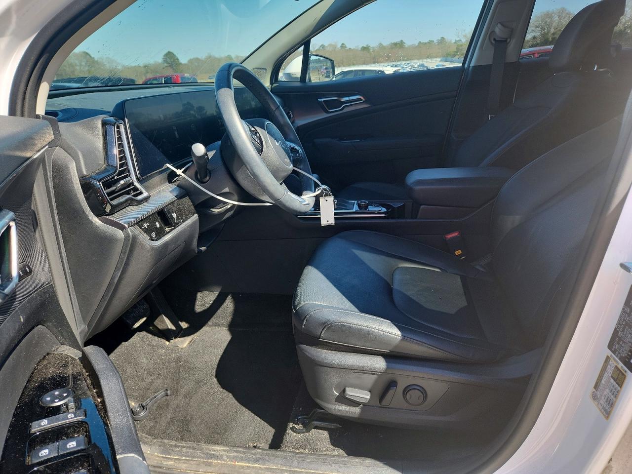 2025 KIA SPORTAGE SX photo 13
