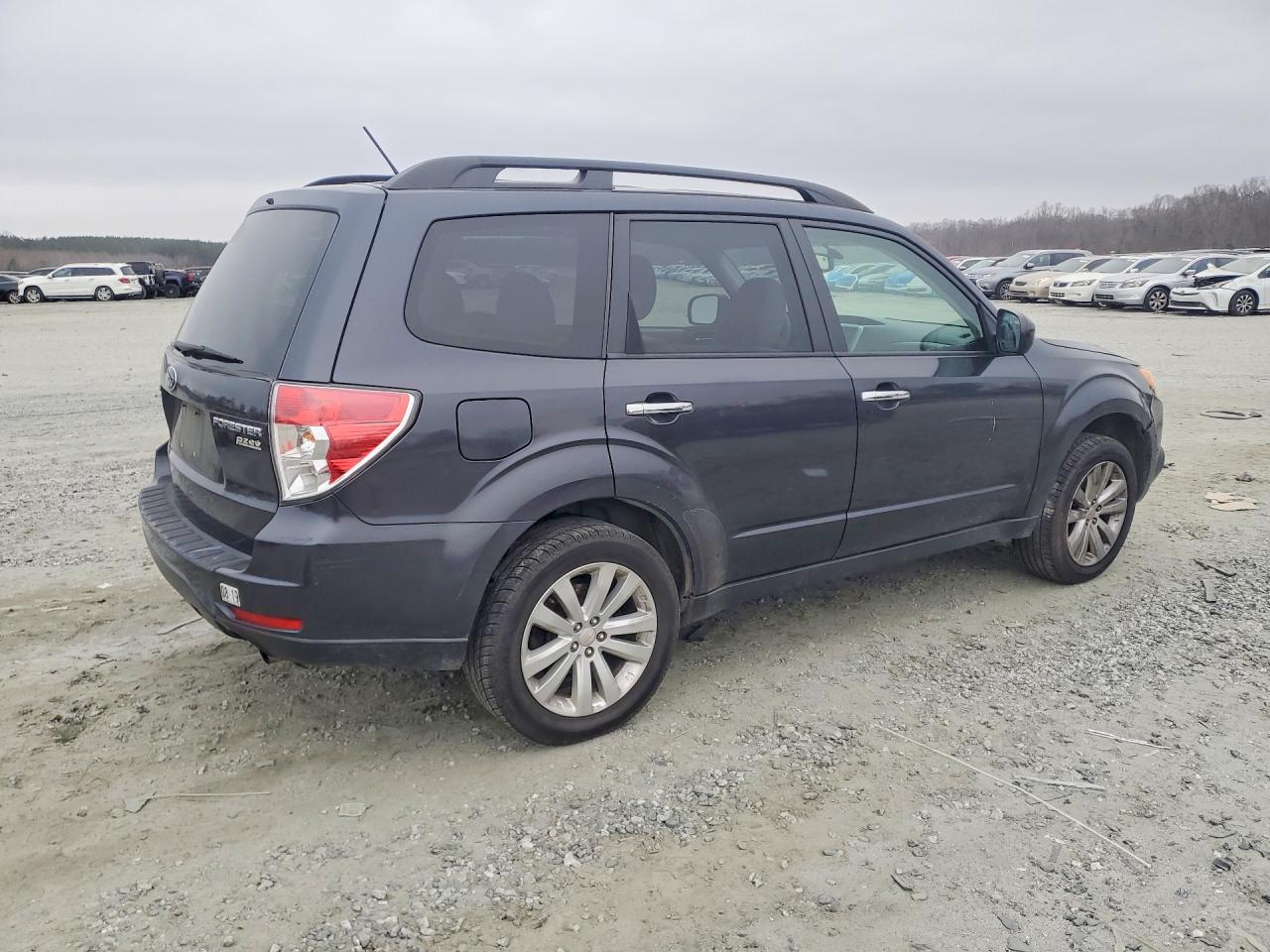 2011 SUBARU FORESTER 2.5X PREMIUM photo 5