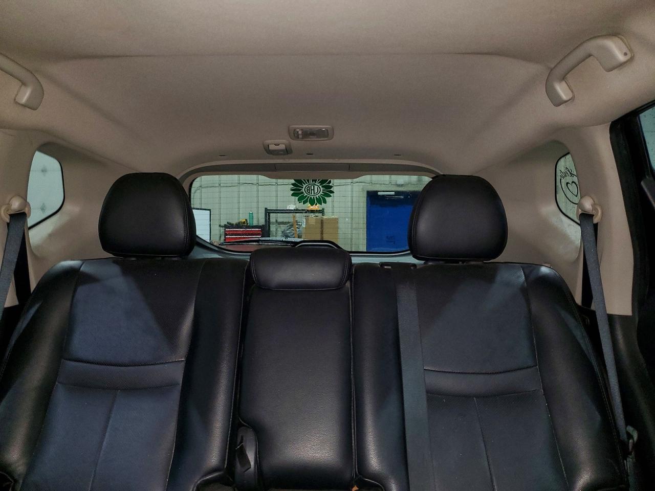 2018 NISSAN ROGUE SV photo 19