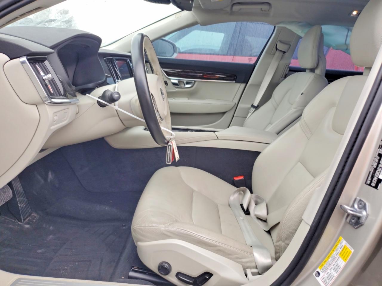 2018 VOLVO S90 T5 MOMENTUM photo 19