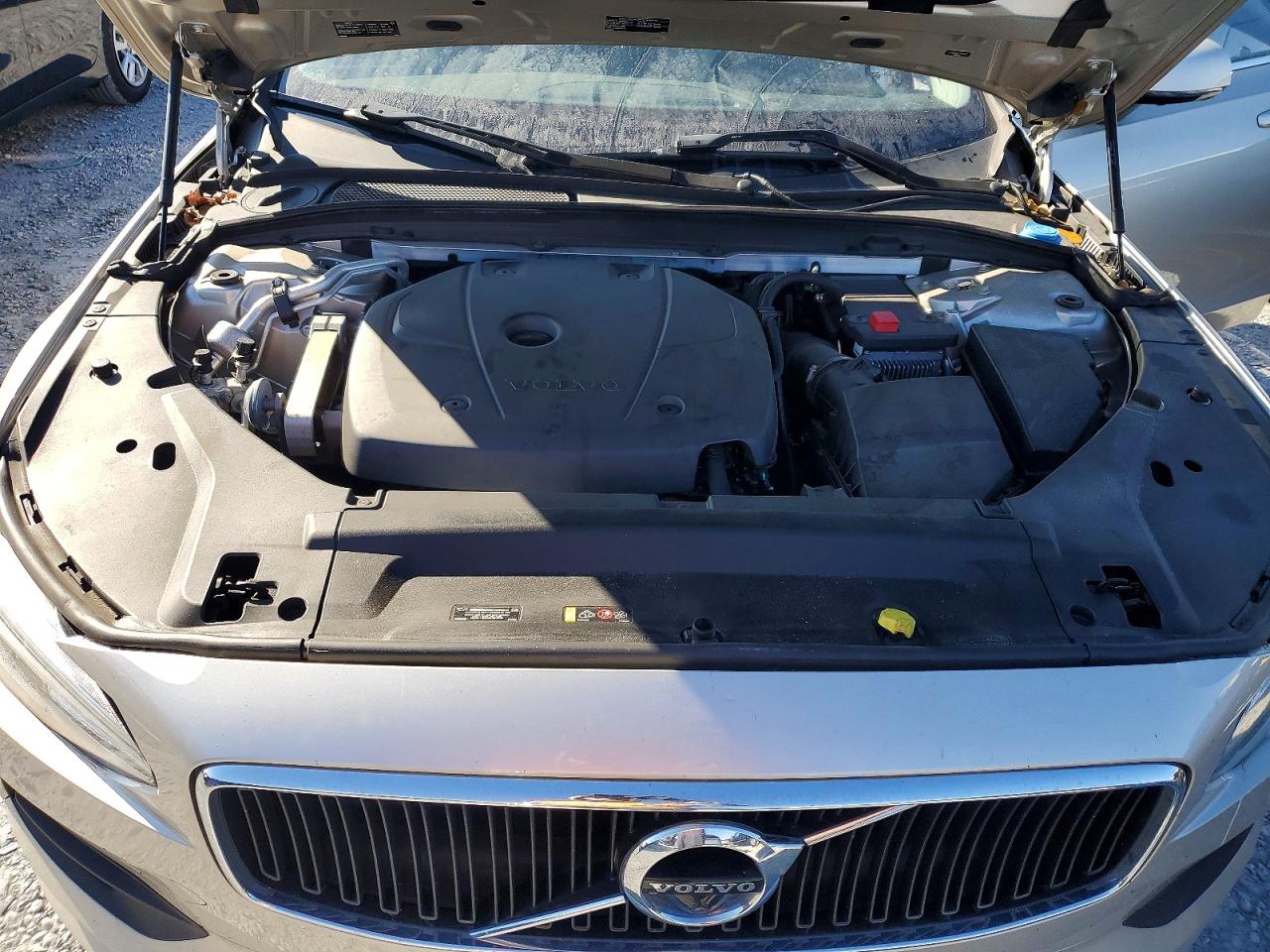 2018 VOLVO S90 T5 MOMENTUM photo 31