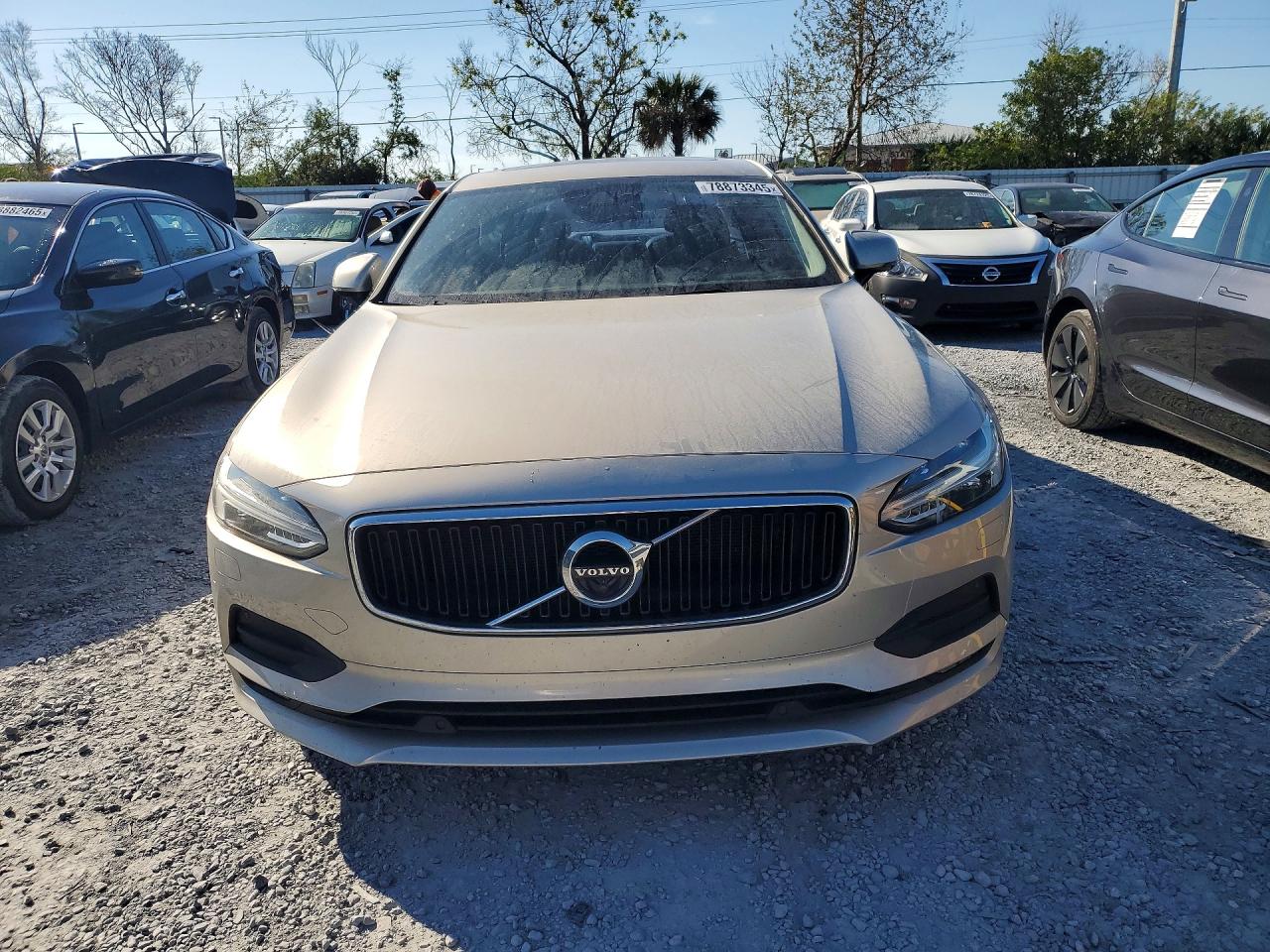 2018 VOLVO S90 T5 MOMENTUM photo 13