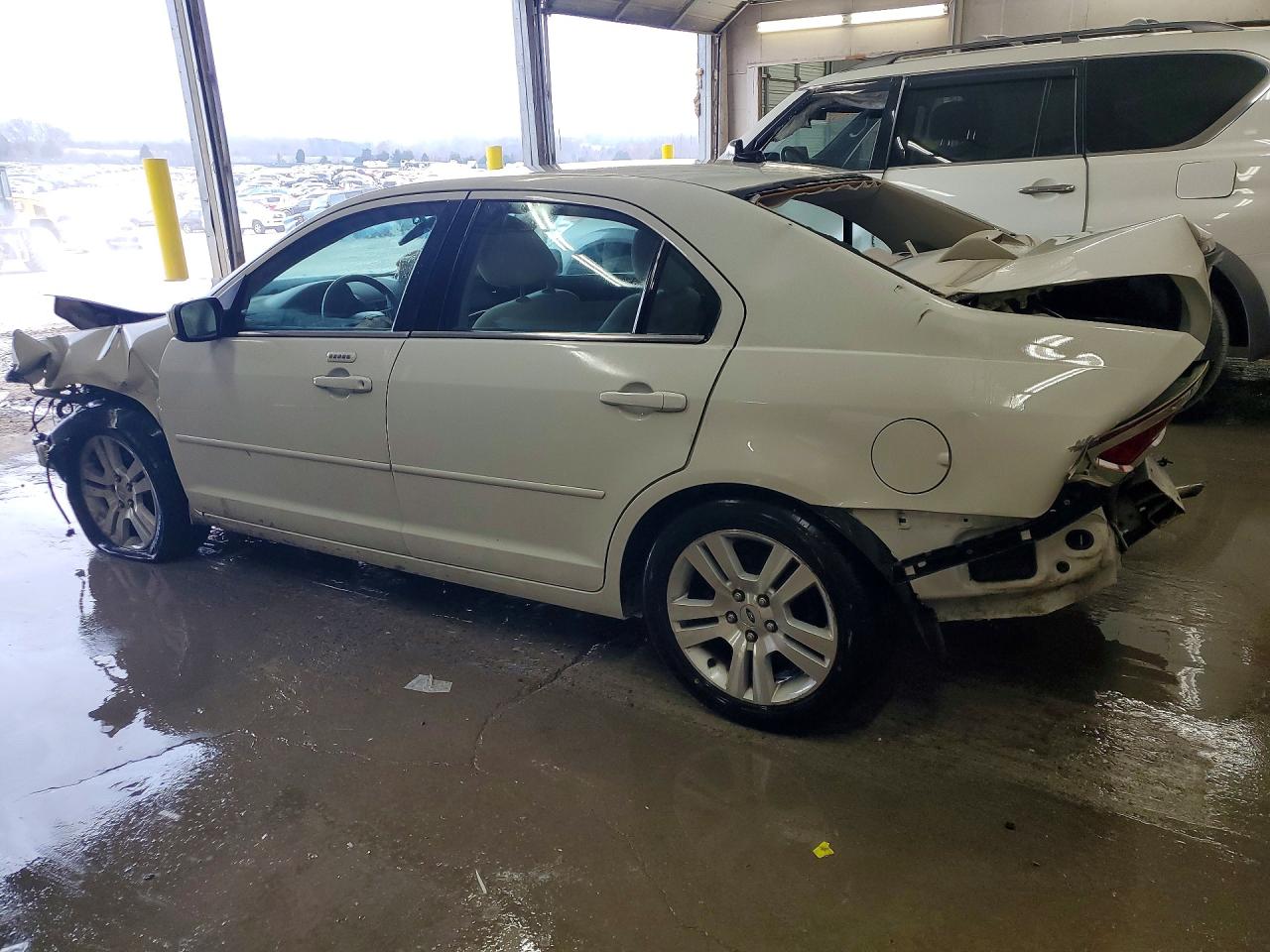 2009 FORD FUSION SEL photo 2