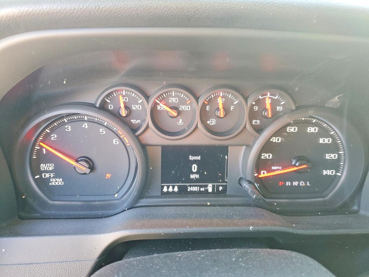 2025 GMC SIERRA C1500 photo 9