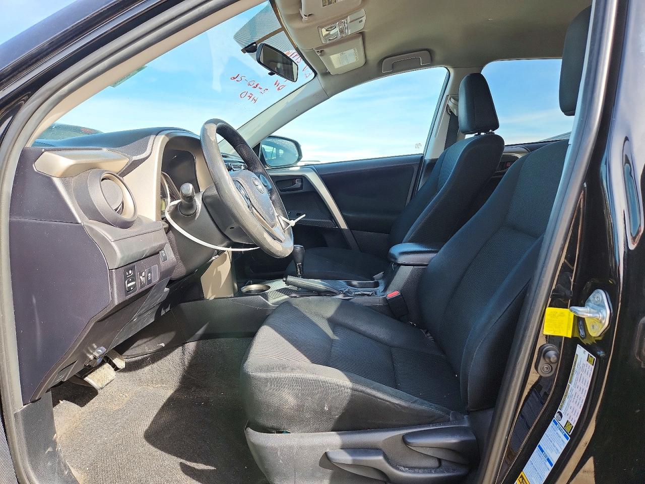 2015 TOYOTA RAV4 LE photo 19