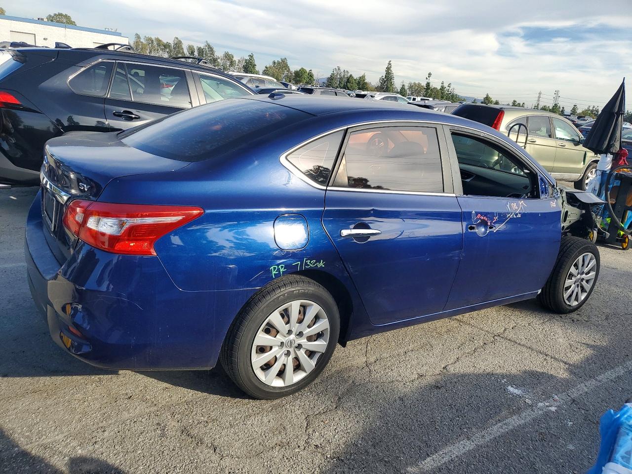 2016 NISSAN SENTRA SV photo 3