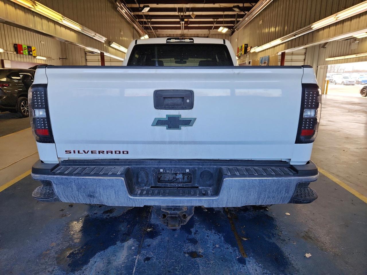 2015 CHEVROLET SILVERADO K2500 HEAVY DUTY photo 6