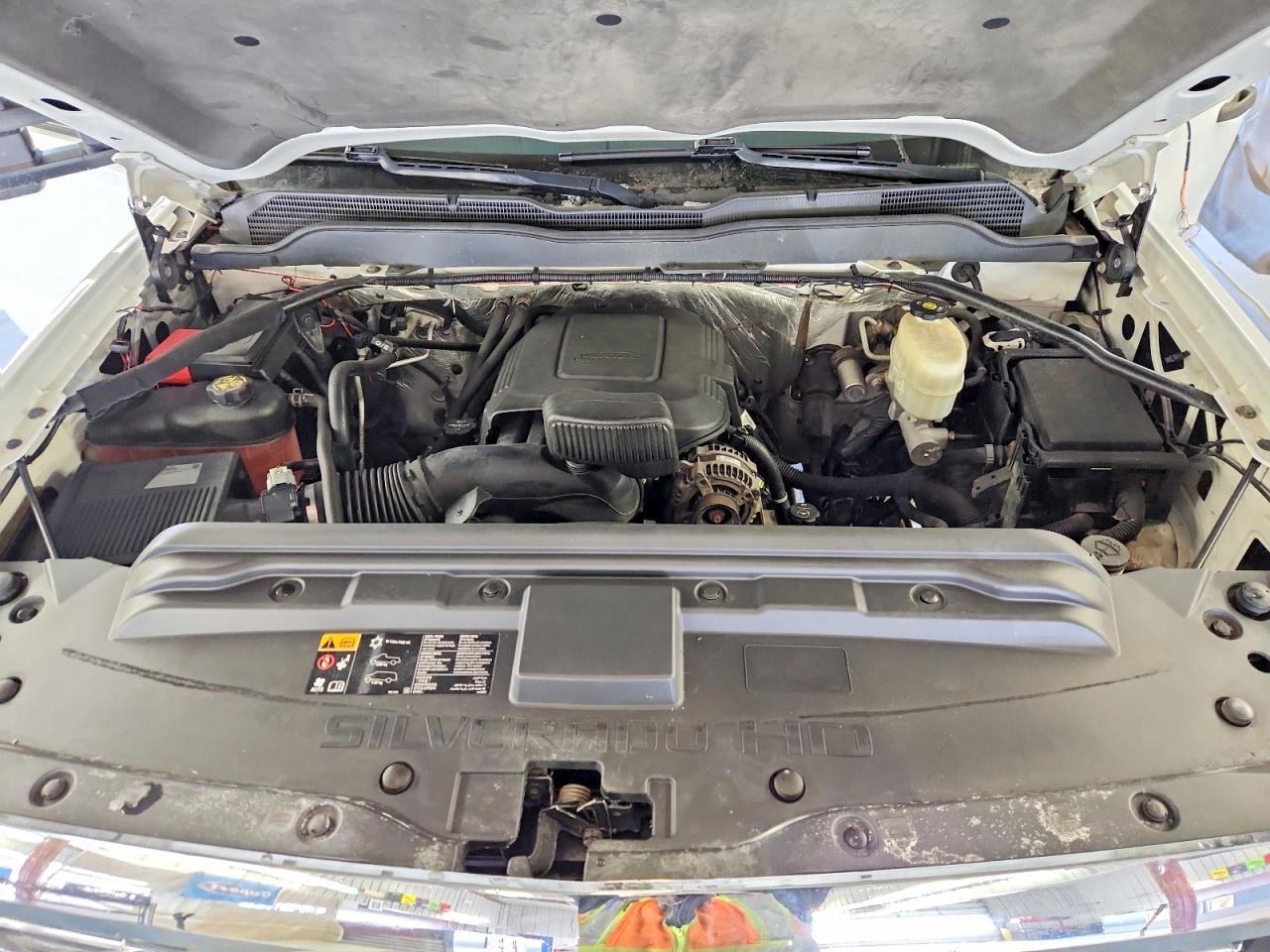 2015 CHEVROLET SILVERADO K2500 HEAVY DUTY photo 11